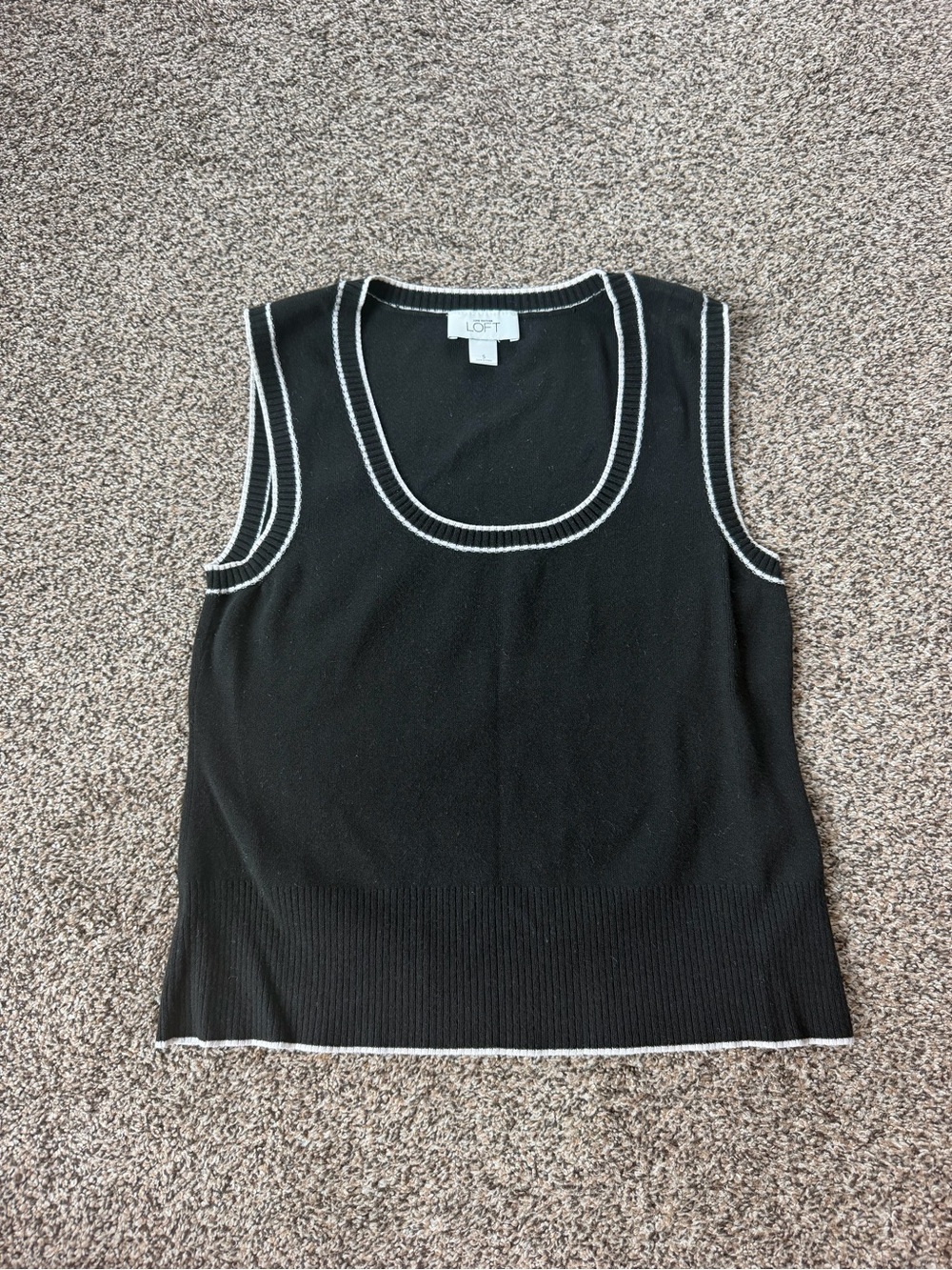 Anne Taylor LOFT Black Tank with White Contrast Stitching